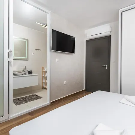 Twins Villa