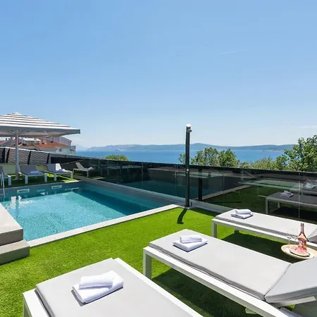 Twins Villa