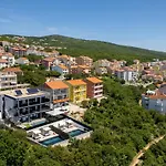 Twins Villa *