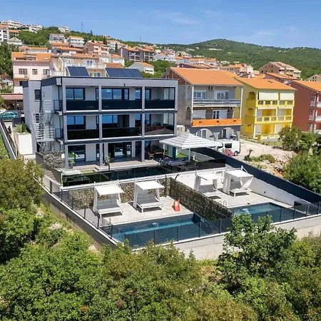 Twins Villa